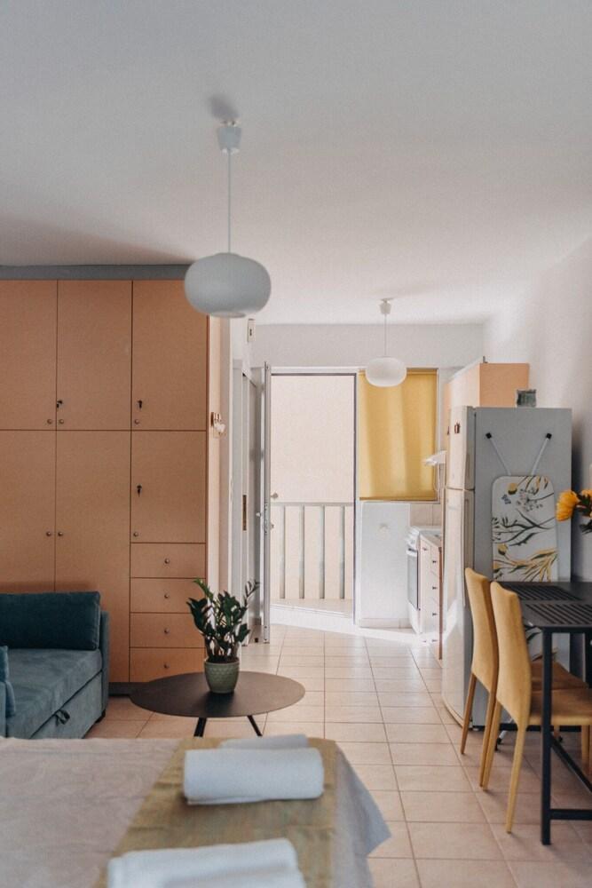 דירה House, Nirvana Ii,