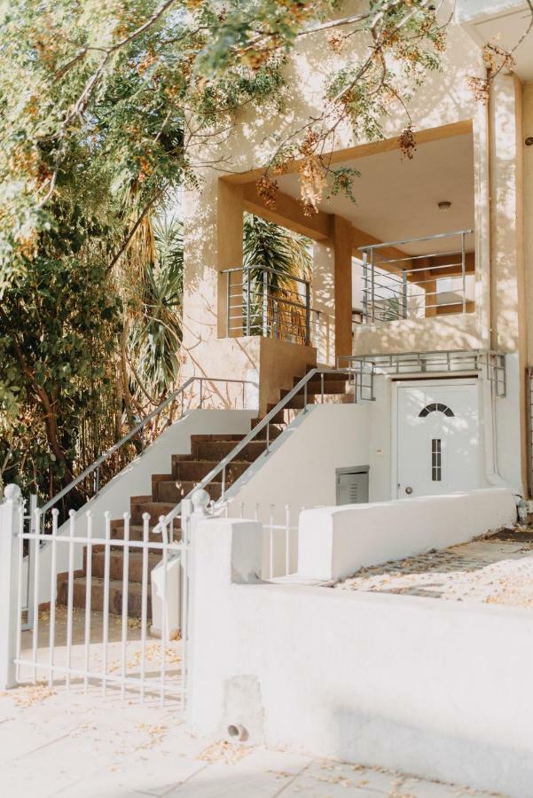 House, Nirvana Ii, דירה פאטרה